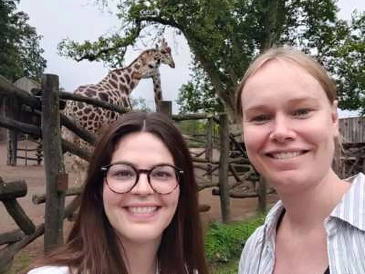 Lab members at the zoo!