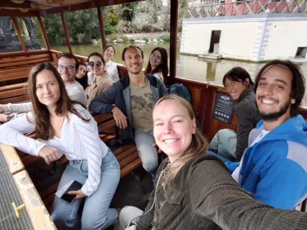 Lab members at the zoo!